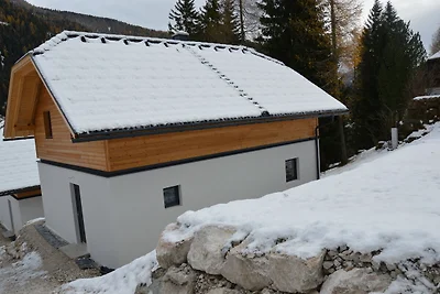 Chalet nur 200 m vom Skilift mit Sauna