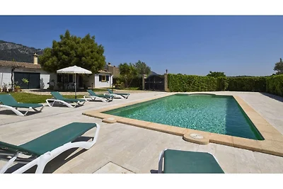 Spaziosa casa vacanze con piscina privata
