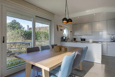 Ruim appartement met molenzicht in Koksijde