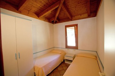 Doppelbungalow mit Terrasse, unweit vom Meer