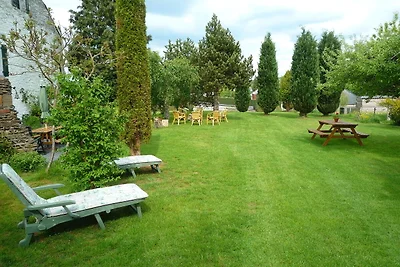 Charmantes Cottage in Engreux am See
