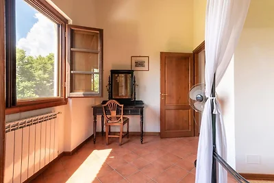 Appartamento a Laterina con giardino