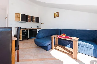 Ein-Zimmer-Wohnung in Rogoznica