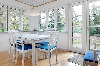 5 Personen Ferienhaus in Væggerløse