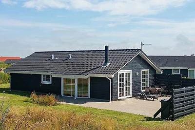 Moderne Oase in malerischem Lokken-By Traum