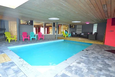 Komfortables Ferienhaus mit Whirlpool in...