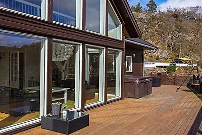 10 Personen Ferienhaus in lyngdal-By Traum