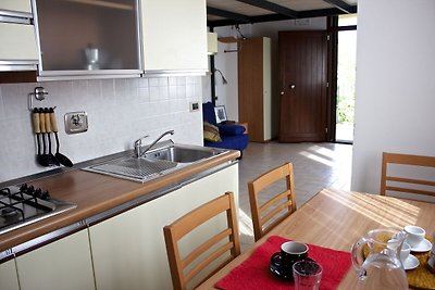 Appartement in Sassoleone met zwembad