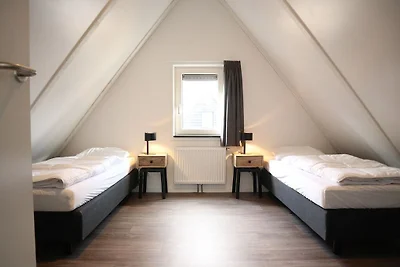 Luxuriöse Villa mit schöner Sauna