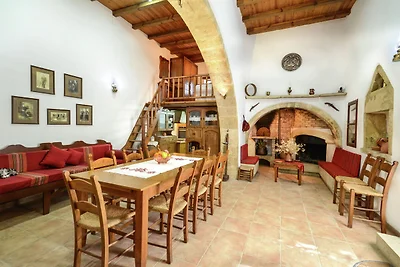 Schönes Ferienhaus in Kalamitsi Alexandrou
