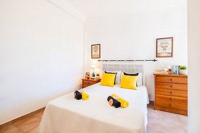 Villa Menorca mit Balkon für 6 Personen