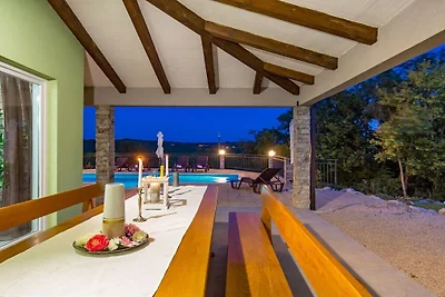 Villa in Labin mit Schwimmbecken