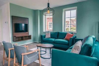 Villa sull'acqua sostenibile con...