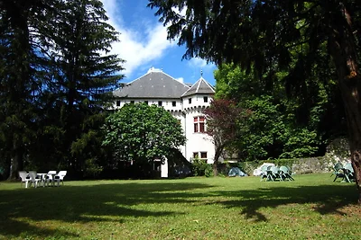 Schloss in Serrières-en-Chautagne mit...