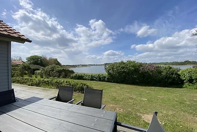 Marina Hülsen - The Blackberry Shore House