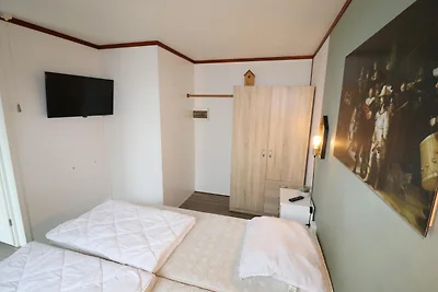 Modern Chalet in der Nähe des Wattenmeers