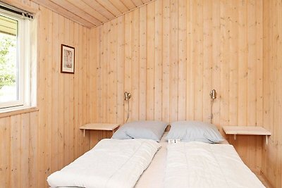 Gemütliches Ferienhaus in Jerup mit Sauna