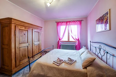 Casa tipica piemontese nelle Langhe