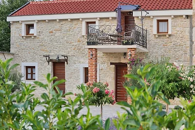Ruime villa met privézwembad van 50m, mooi ga...