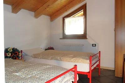 Charmantes Apartment in Celledizzo mit Garten