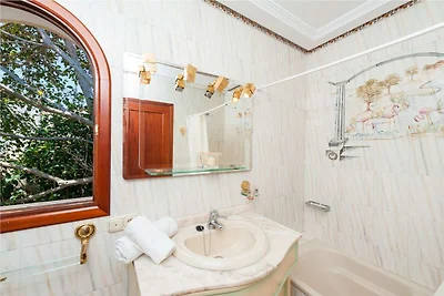 UllÃ€s - Apartamento En Marina Manresa