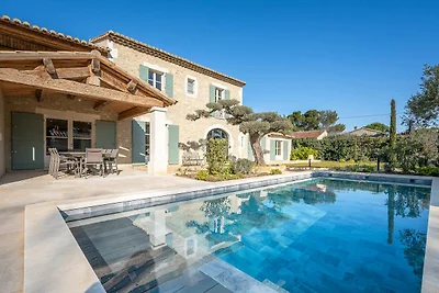 Komfortable Villa in Saint-Rémy-de-Provence