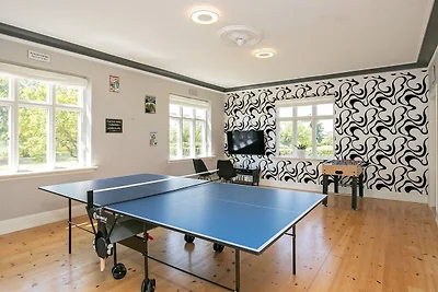 12 Personen Ferienhaus in Nyborg