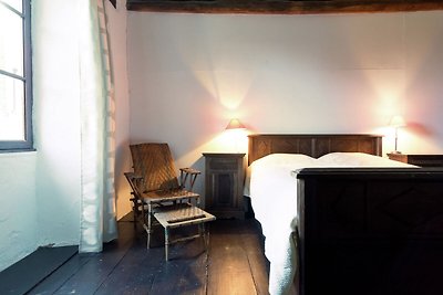 Gemütliches Ferienhaus in Montcléra mit grüne...