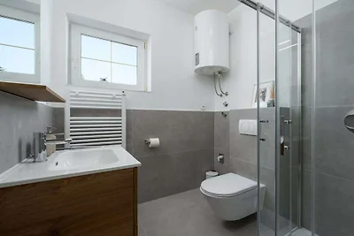 Premium Apartment Muha I