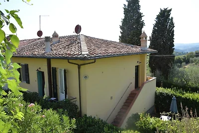 Bauernhaus mit Schwimmbad in Poggibonsi