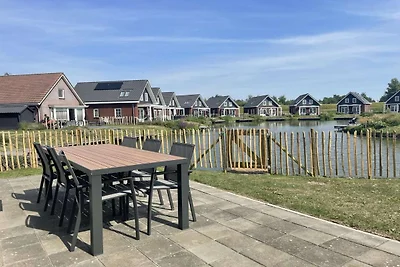 Lakeside Family Retreat in Historic Medemblik