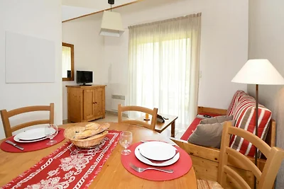 Casa colorata in una zona ricca di castelli