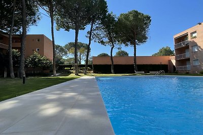 Ferienhaus mit einem Zimmer und Pool