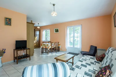 Ferienhaus mit Garten in Saint-Nexans