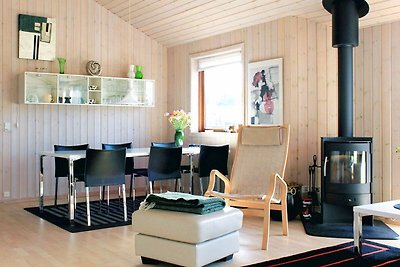 Großzügiges Ferienhaus in Løkken mit Sauna