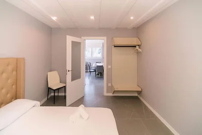 Villa in Roses mit Pool und Blick auf die...