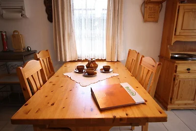 Schöne Ferienwohnung im Bellwald mit Balkon