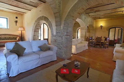 Villa pro Person mit Wald