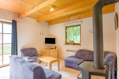 Geräumiges Ferienhaus in Javornik