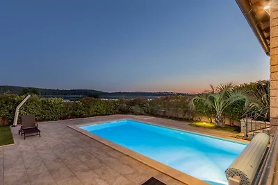Villa Suprema Pomer