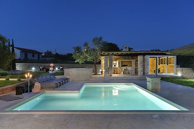 Charmante Villa mit beheiztem Pool bei Rovinj