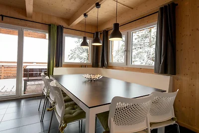 Luxe chalet met binnenjacuzzi