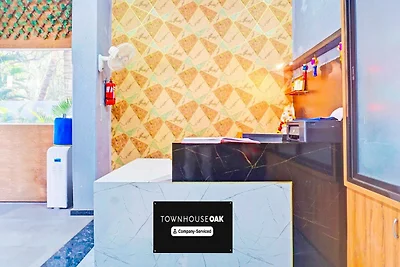 Townhouse Oak Amanora Mall
