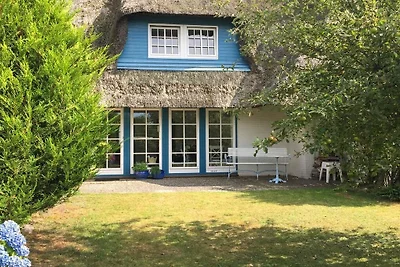 Ferienhaus in Nieblum mit Schwimmbecken