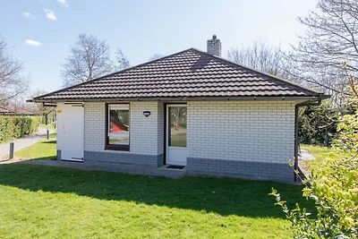 Renovierter einstöckiger Bungalow, 2 km vom M...