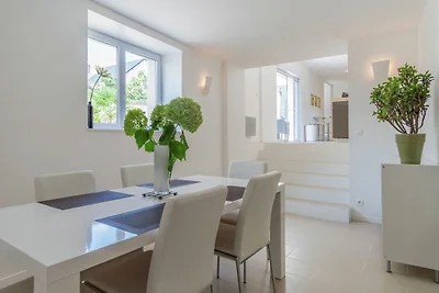 Luxe vakantiehuis met gazon