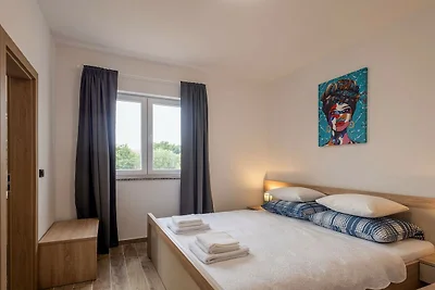 Holiday Home Milutin 1 - Four Bedroom Holiday...