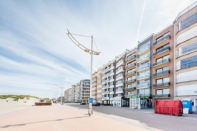 Alexy 401G am Strand mit Meerblick