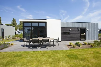 Ferienhaus in Nijkerk mit Terrasse