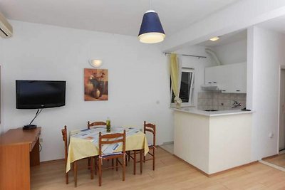 Apartments Posta - Comfort Studio with Balcon...